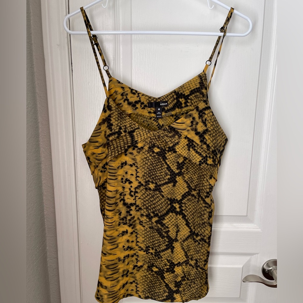 Aqua Y2K tank size Large